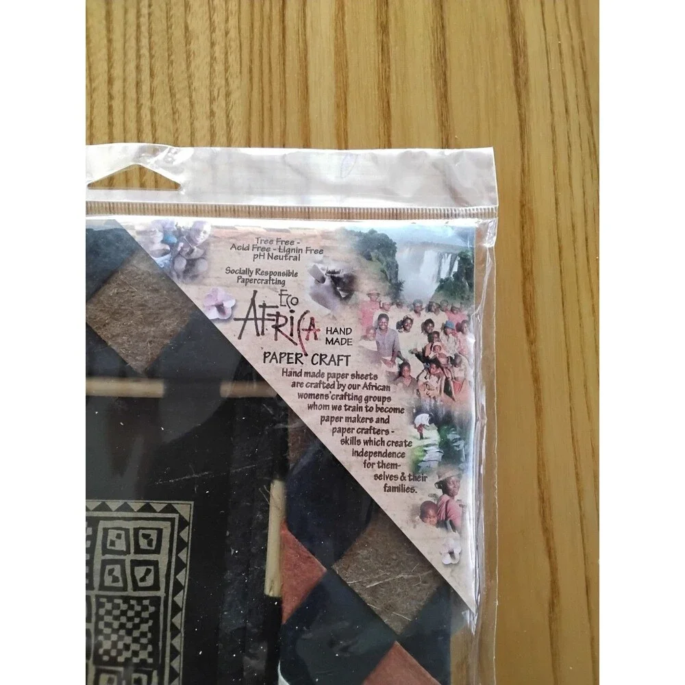Africa Photo Frame Hand Made Paper Craft Made in Zimbabwe  Size 3.5x5
